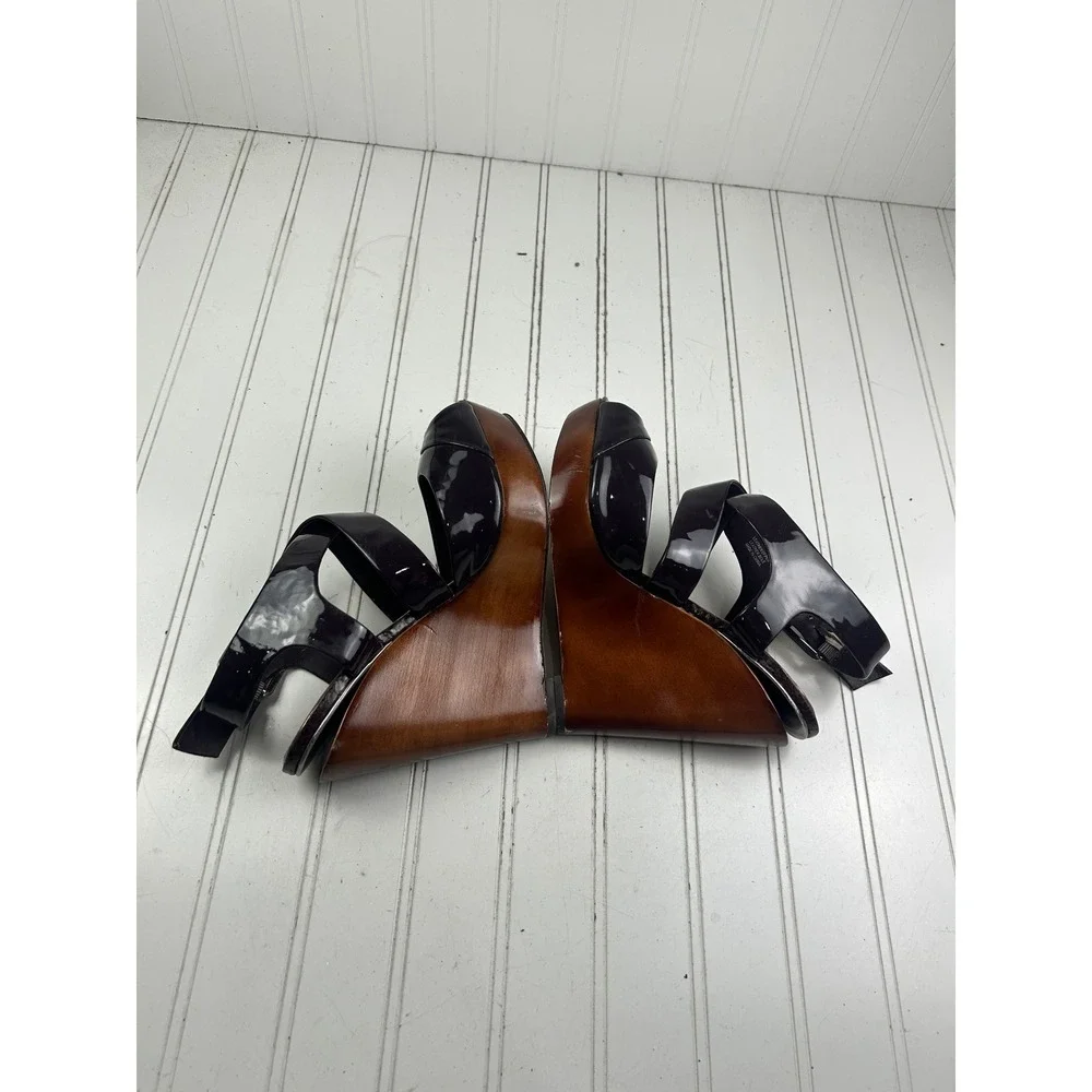 Badgley Mischka size strap
